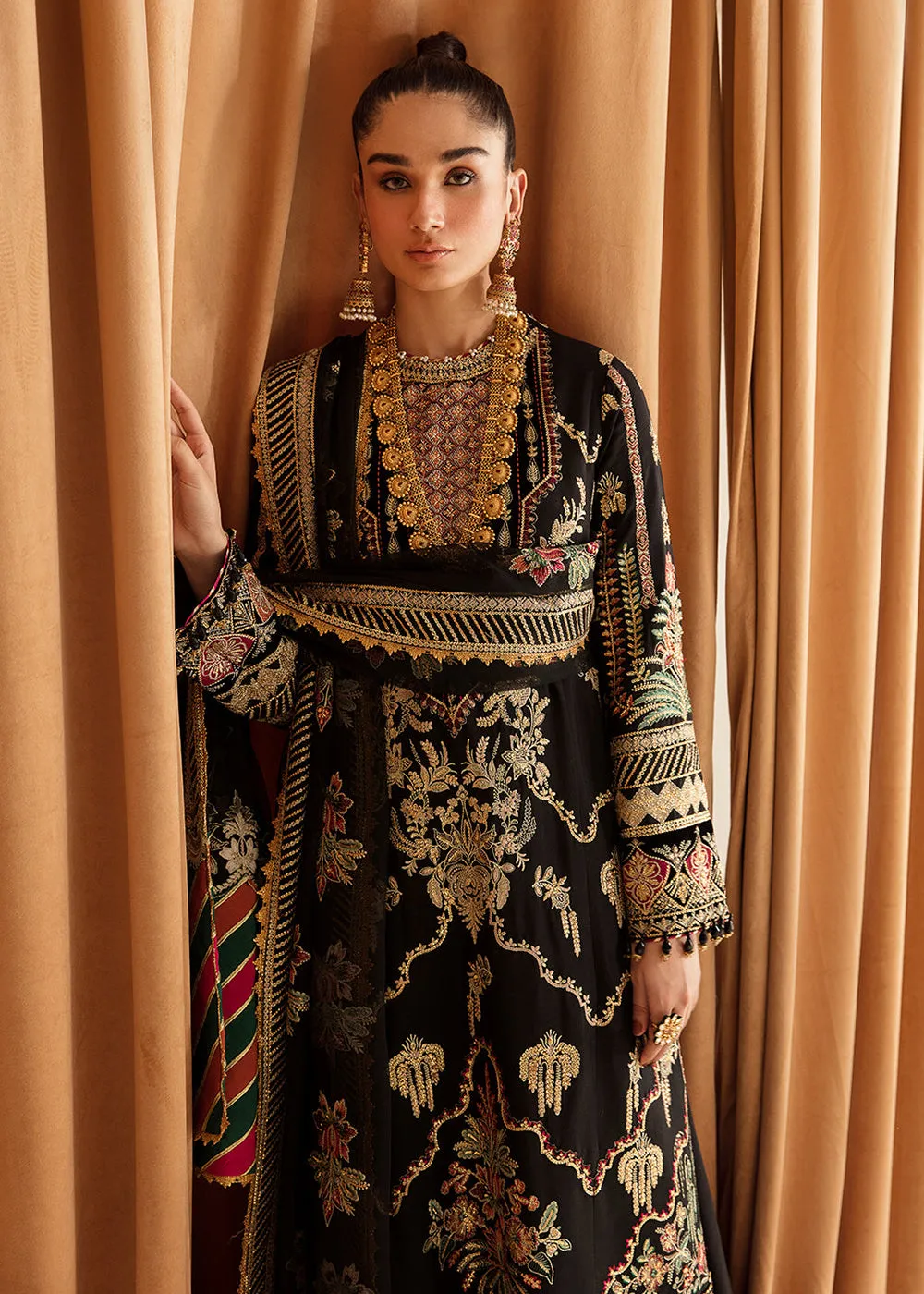 Black Pakistani Palazzo Suit | Ayzel | Fleur De Lis Formals’23 | Zenith