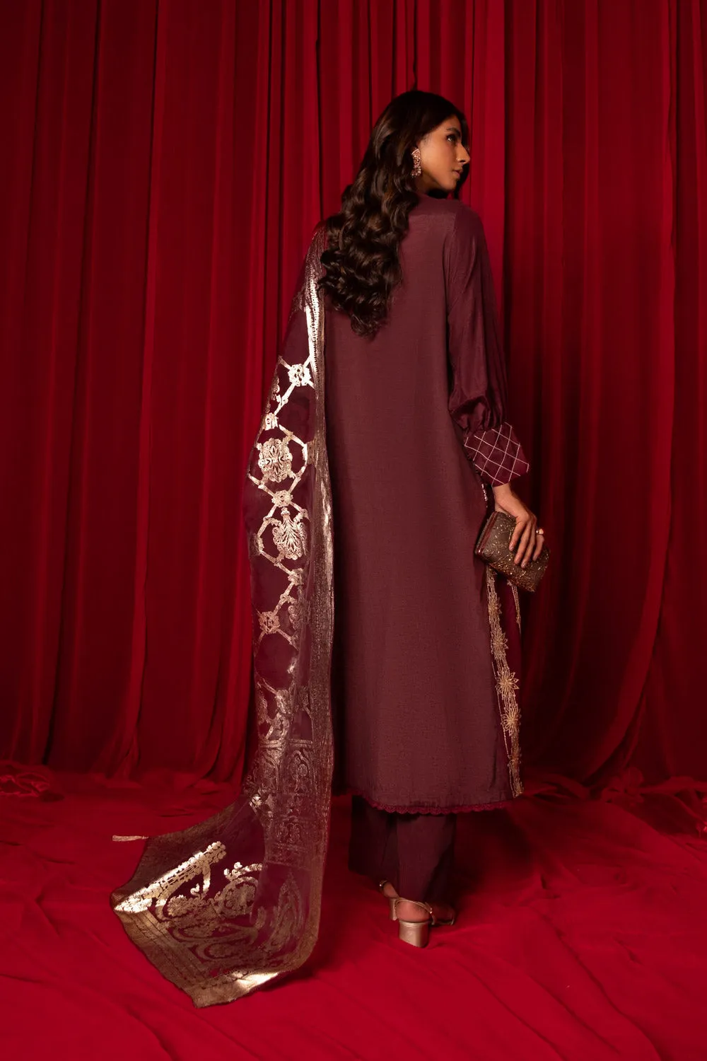 Sapphire Festive 2022 · 3 Piece Embroidered Silk Suit - 00U3ESL22V78