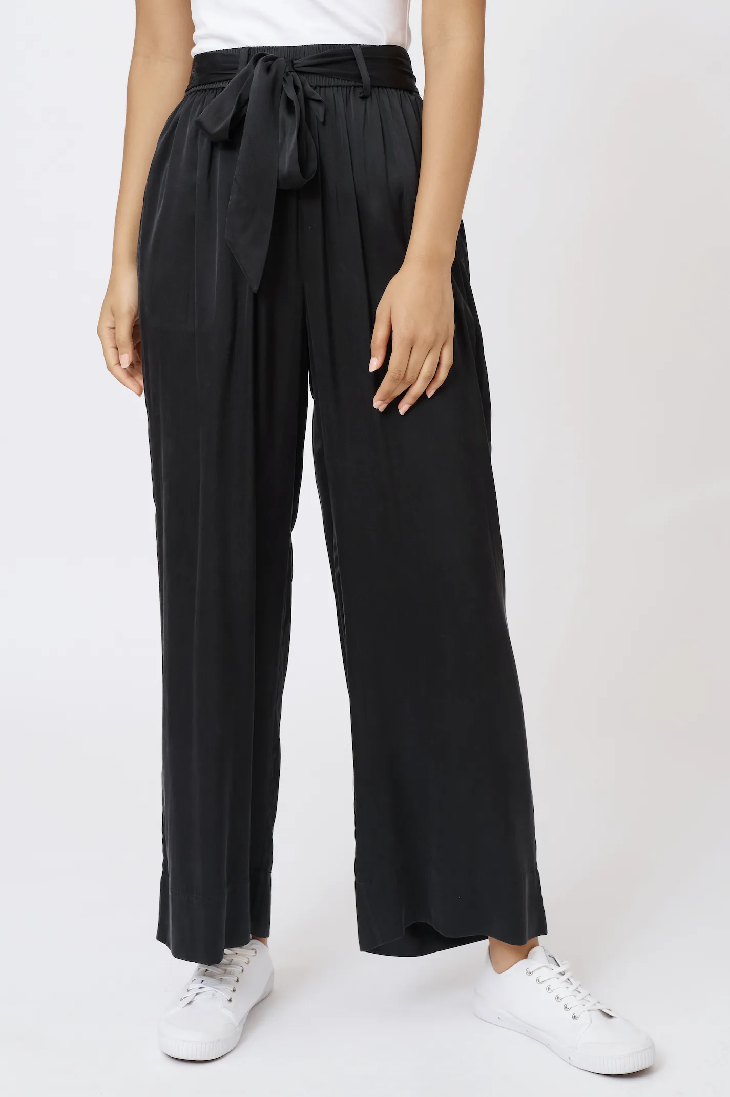 Silk Chantal Pants in Black