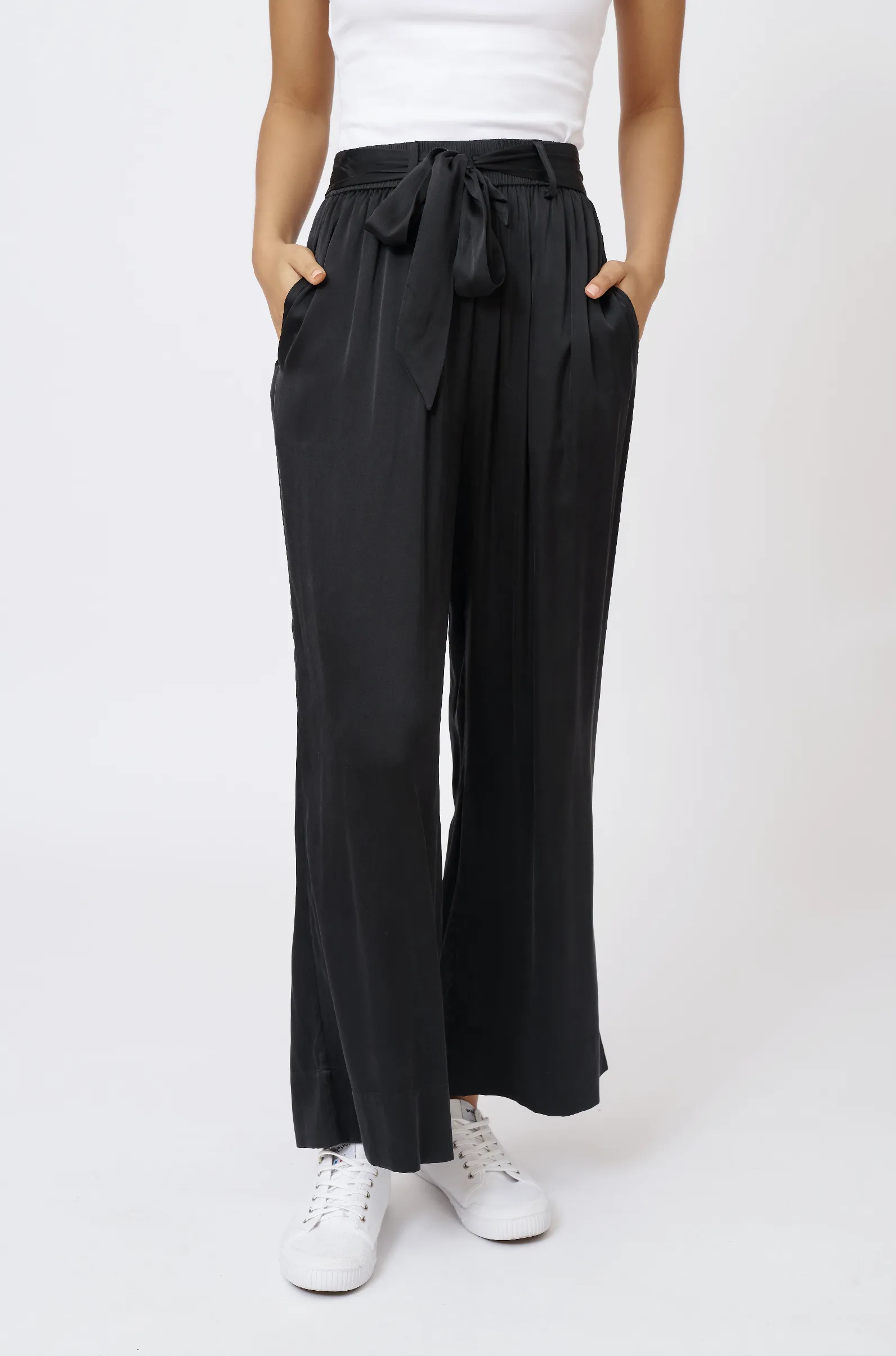 Silk Chantal Pants in Black