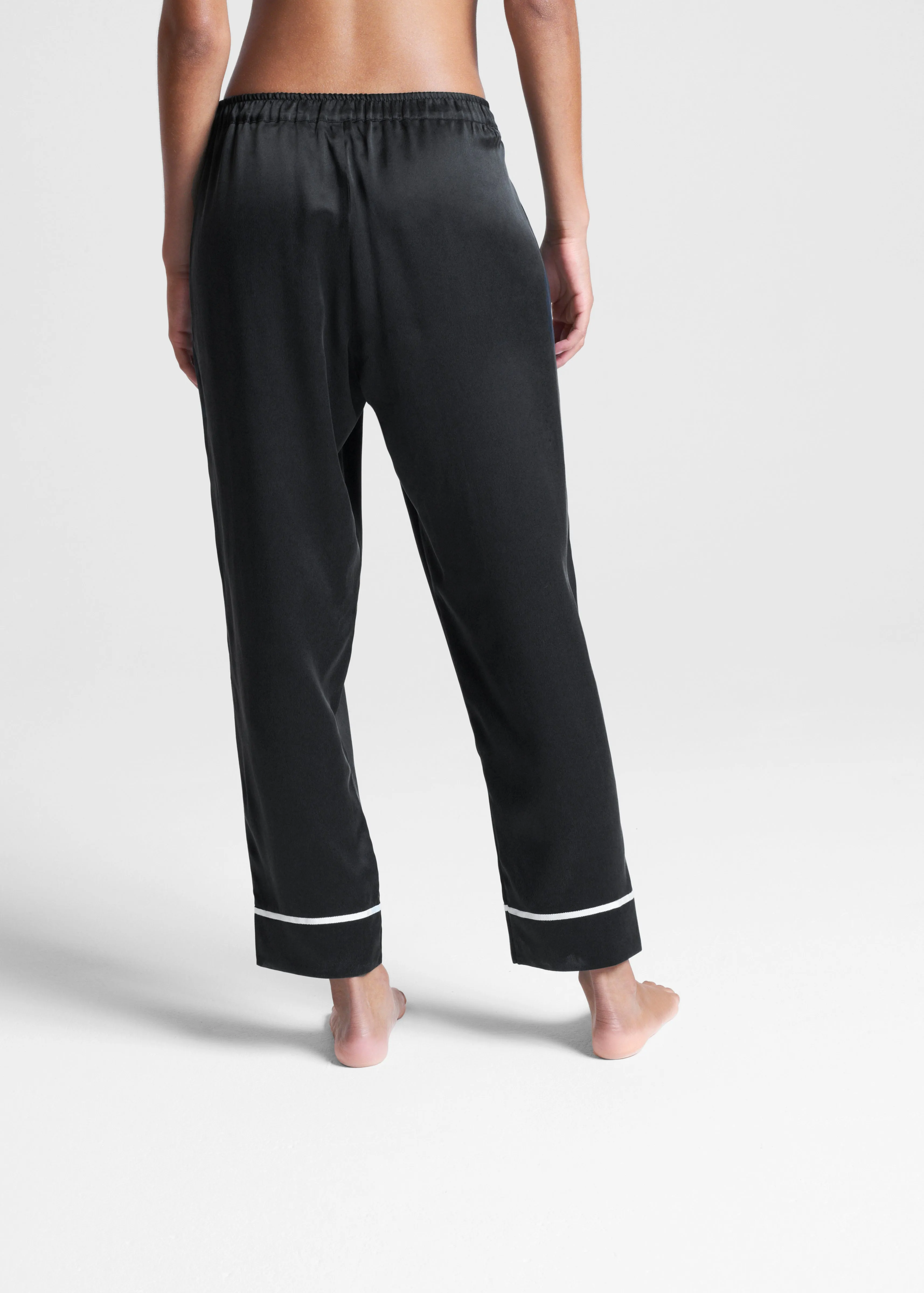 Sydney Cropped Pyjama Bottom Black Ecru Edged Silk